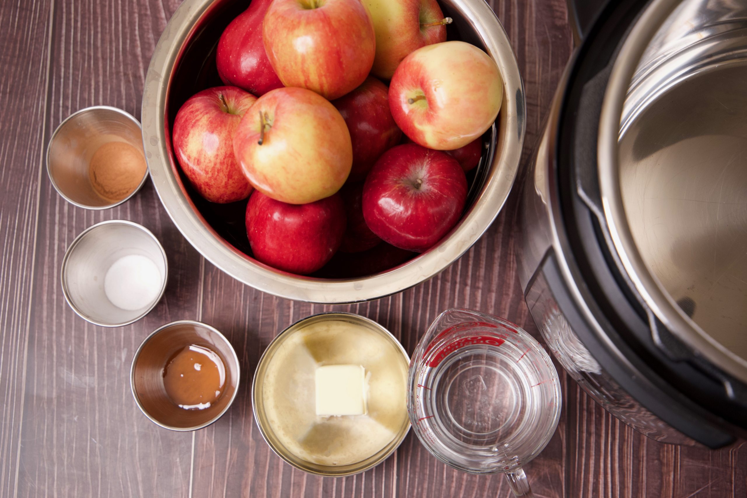 instant pot apple sauce ingredients