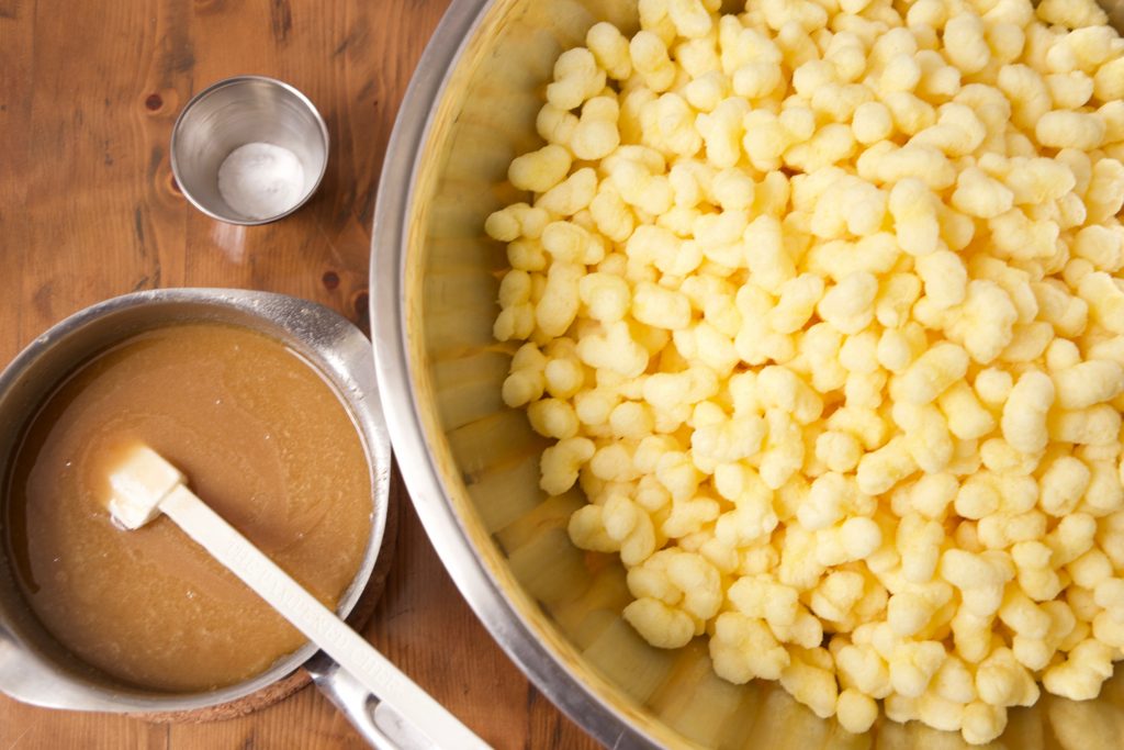 cooking the caramel