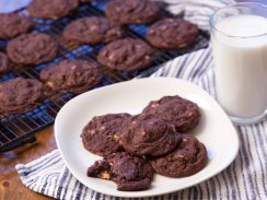 chocolate peanut butter chip cookies